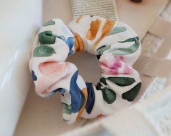 Scrunchie - Sierra Florals, elastic hair tie, bridesmaid gift, scrunchy, hair accessory, organic cotton, hair tie, organic cotton