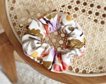 Scrunchie - Mod Floral, elastic hair tie, bridesmaid gift, scrunchy, hair accessory, organic cotton, hair tie, organic cotton