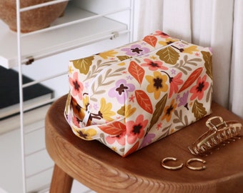 Makeup Bag - Mod Floral, cosmetic bag, toiletry bag, travel bag, canvas makeup bag