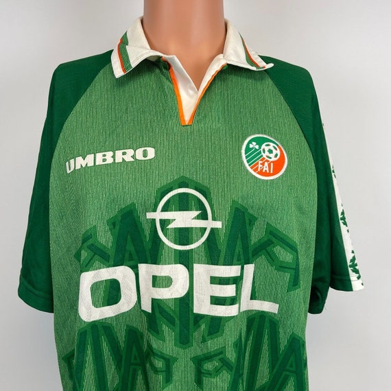 Umbro Ireland National Soccer Team Jersey Vtg 90s 