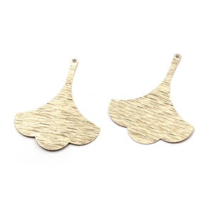Raw Brass Textured Ginkgo Biloba Leaf Charm Pendant for Earring Necklace Jewelry Making Findings 31x37mm DZ5071