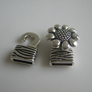 3 Sets Antique Silver Sunflower Hook / Focal Clasp for use with 5mm-10mm Flat Leather Cord image 3