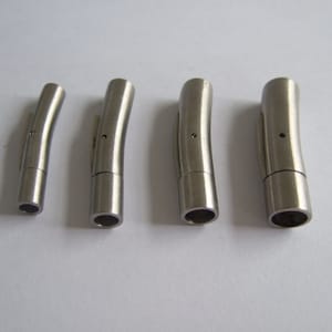 1個サイズ直径3mm 4mm 5mm 6mm丸穴マットステンレススチールスナップ留めエンドキャップレザーコードネックレス/ブレスレット用