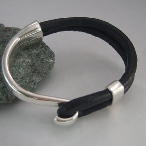 Black Leather Bracelet, Antique Silver Hook Clasp, Leather Bangle, Silver Clasp Bracelet,Women&#39;s Leather Bracelet