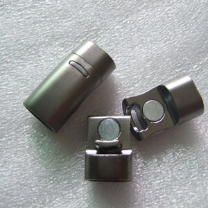 10 x 6 mm リコリスレザーコード用マットリコリスクラスプ 3セット