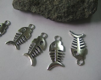 20pcs Antique Silver Fish Bone Charms double sided 25x12mm