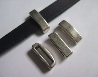 10 deslizadores de plata antigua para usar con cordón de cuero plano de hasta 13 mm SP033-1
