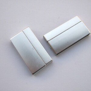 マットシルバークラスプ/バックル/クロージャー 35 x 3 mm フラットレザークラスプ 3セット