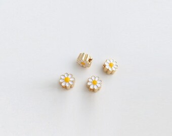 5pcs 14K Gold Brass Daisy Flower Spacer Beads 6mm