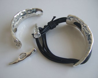 2 Sets Antique Silver Hammered Half Cuff Bracelet Finding for multi strand leather