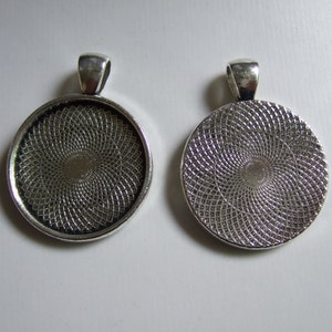 10 Antique Silver  25mm Round  Blanks Tray Pendants Settings , Photo Frame Settings fit 1 inch Cabochon