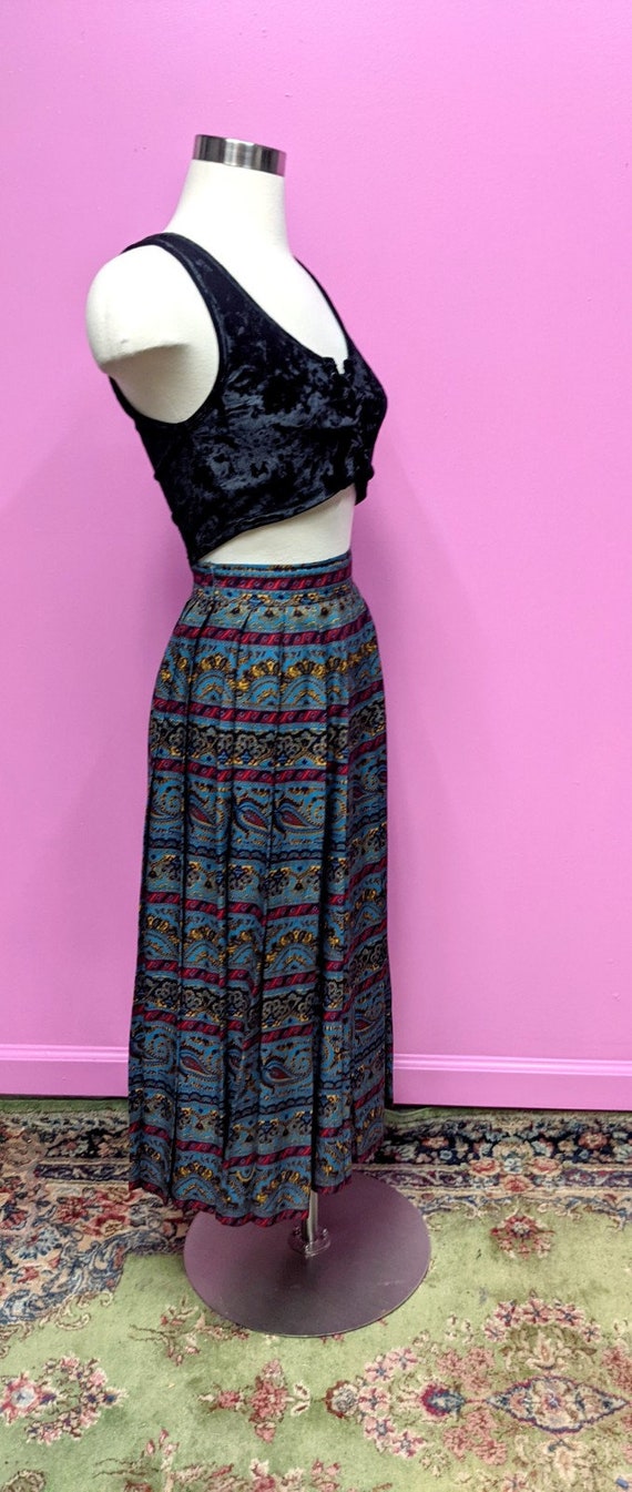 Chaus/90's Vintage Pleated Skirt/Size 8/Rayon Mid… - image 4