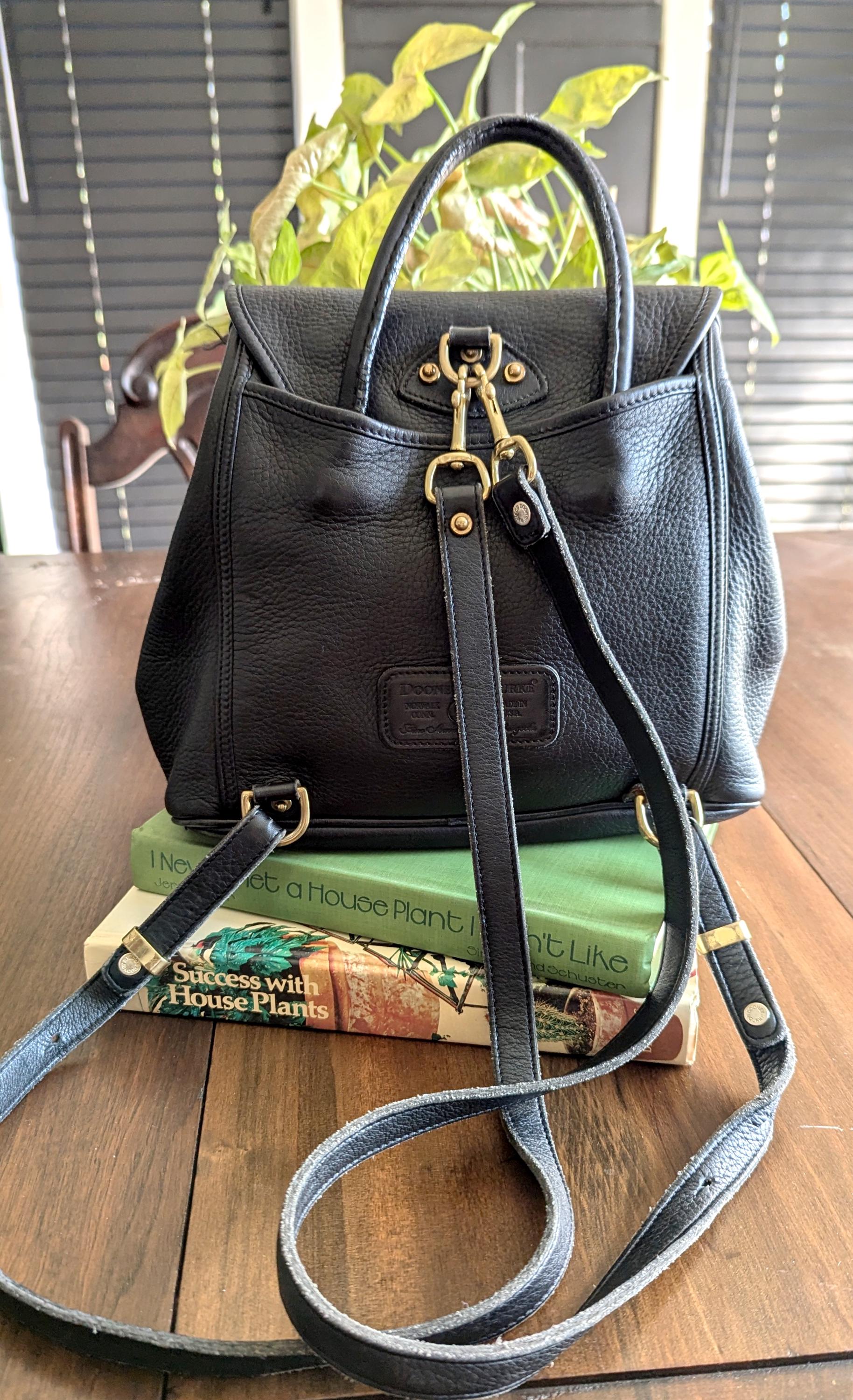 Vintage Dooney & Bourke Black Leather Backpack Leather backpack Dooney and Bourke Black in Leather - 26077817 main image 3
