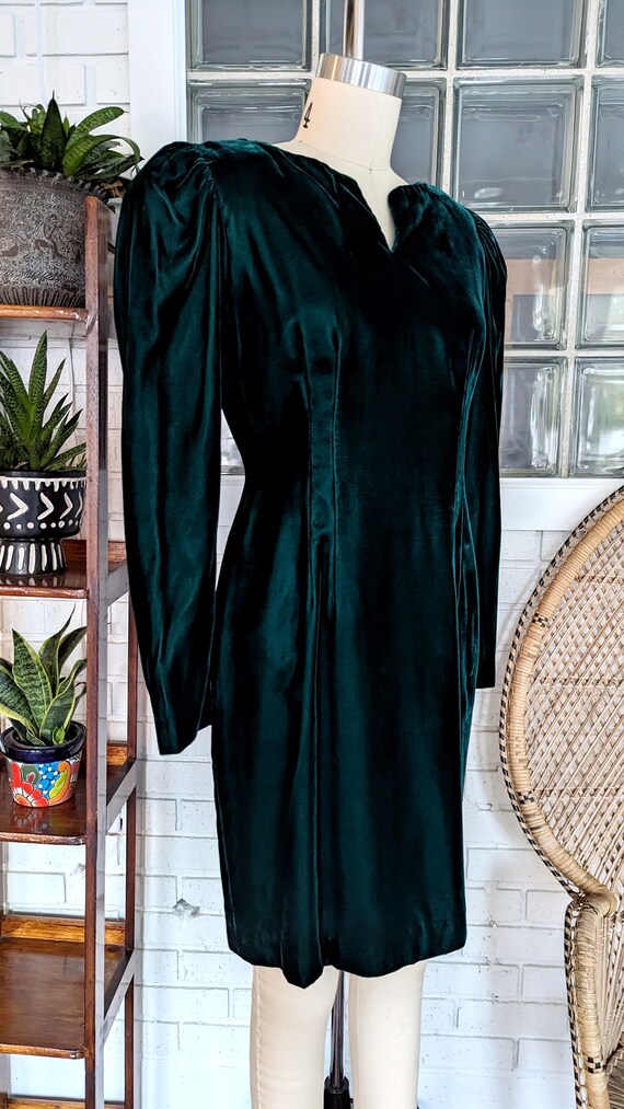 Vintage Emerald Green Velvet Mini Dress/Puff Slee… - image 6