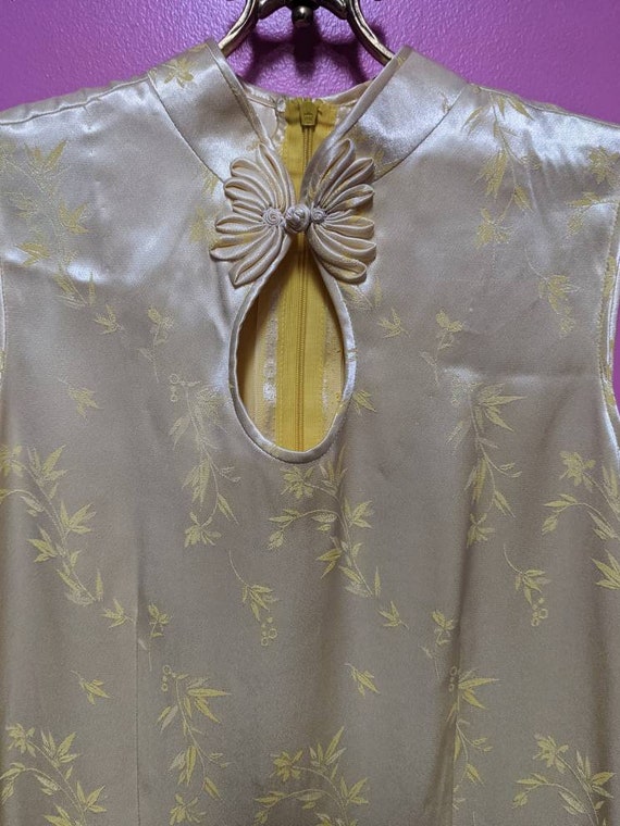 Vintage Soft Yellow Maxi Cheongsam/Silky Brocade … - image 4