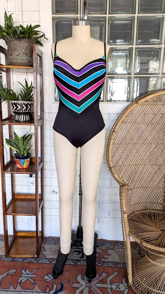 The Slim Suit/Vintage Striped Swimsuit/Size 10/One