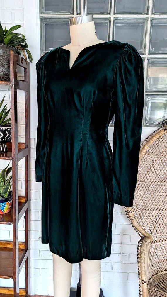 Vintage Emerald Green Velvet Mini Dress/Puff Slee… - image 2