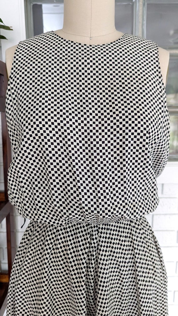 Moda Int'l/90's Black & White Checkered Swing Dre… - image 2
