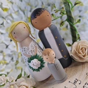 Personalisierte hölzerne Hochzeitstorte Topper, Gay Hochzeit, Braut und Bräutigam, Lgbt Bild 7