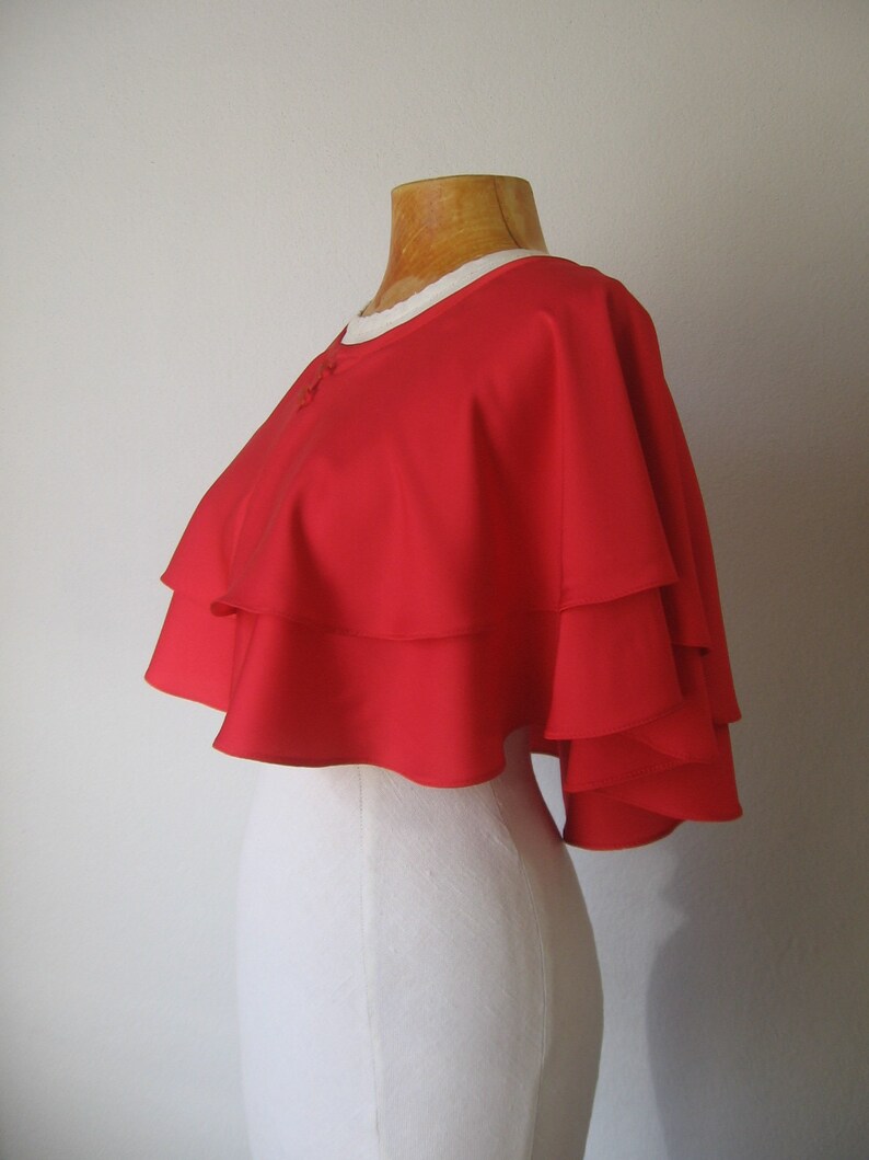 Bridal Cape, Red Wedding Cape, Red Bridal Capelet, Bridal Cover Up, Dress cape, Braut Cape, Cape De Mariage, Red Wedding Wrap, Evening Shawl image 7