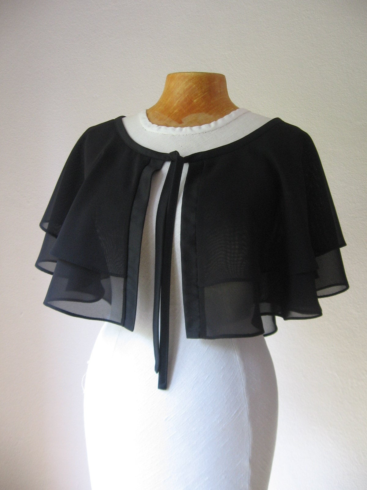 black wedding wrap