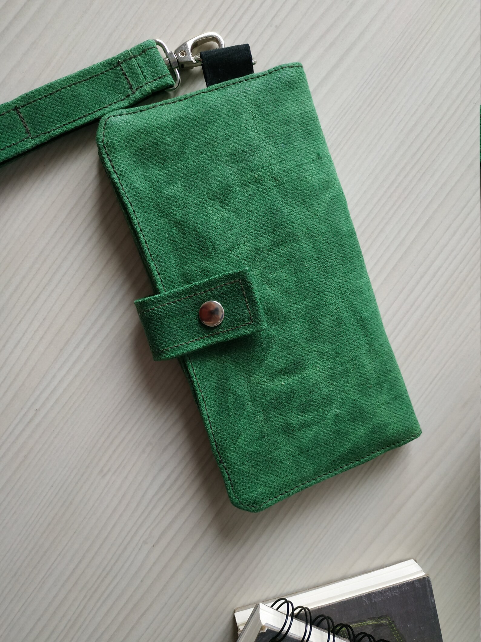 Women's Wallet, Waxed Canvas Long Wallet, Smartphone Slim Wallet , Travel Organizer, Phone