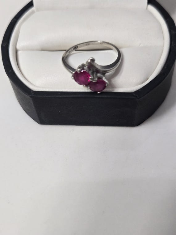 Vintage 1950's Ruby Ring Two Stone Bypass Design … - image 5