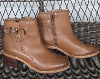 Clarks Clarkdale Jax Leather Ankle Boots Size 7.5M