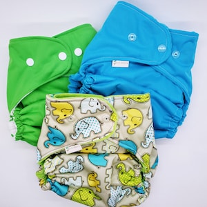 Conjunto de 3 pañales de tela de bolsillo / Coordinación de impresión de elefante con azul y verde