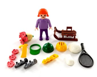 Figura de juego vintage Playmobil 4999 Multikid Girl casi completa