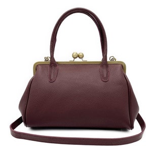 Retro Crossbody Handbag "Marie" in burgundy, elegant and extravagant handbag