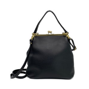 Schwarze Lederhandtasche mit Bügelverschluss - Schultertasche mit Henkel für Damen "Zoe"