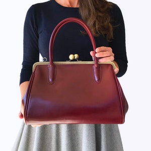 Bolso de mujer, bolso de piel "Sophie" en rojo oscuro, bolso de hombro de piel, bolso con asa de estilo retro/vintage.