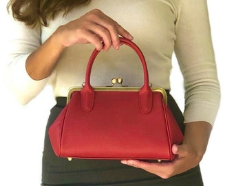 Sac en cuir femme "Petite Aurélie" en rouge, sac à main en cuir, sac anse cuir, sac bandoulière cuir, sac à main vintage, rétro