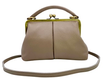 Leather Purse, Shoulder Bag "Little Olive" in gray, Kiss Lock Purse, Crossbody Bag, Vintage Purse, handmade, vintage handbag