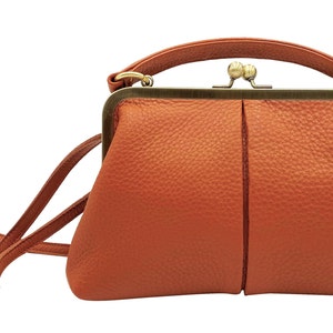 Leather Handbag Little Olive , Vintage bag, Shoulder bag, handmade, leather bag, kiss lock bag image 8