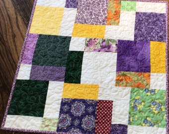 Square Quilted Table Topper, Vintage Inspired Topper