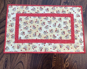 Quilted Bunny Table Runner, Small Easter Runner