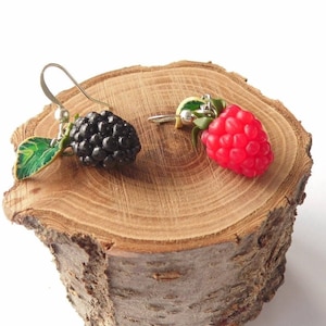 Blackberry raspberry earrings berry jewelry berry earrings polymer clay jewelry gift for her razz jewelry Blackberry jewelry fake food earri