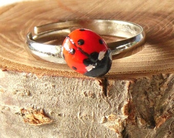 Ladybug ring simple ladybug polymer clay jewelry Ladybug jewelry ladybird ring ladybird jewelry lady beetle jewelry cute ring insect ring