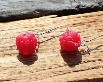 Raspberry earrings fake food jewelry berry jewelry realistic raspberry gift for her polymer clay jewelry berry earrings fruit earrings vegan