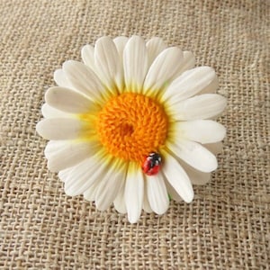 Daisy ring ladybug ring polymer clay jewelry white flower ring white jewelry floral jewelry gift for her chamomile ring wedding jewelry