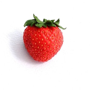 Strawberry brooch Strawberry pin Strawberry jewelry polymer clay jewelry vegan brooch fruit brooch fruit pin Strawberry badge fake food pin