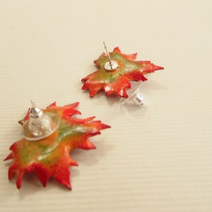 Maple leaf earrings silver stud Canada symbol maple leaf fall earrings leaf polymer clay jewelry gift for her maple leaf jewelry nature styl 画像 6