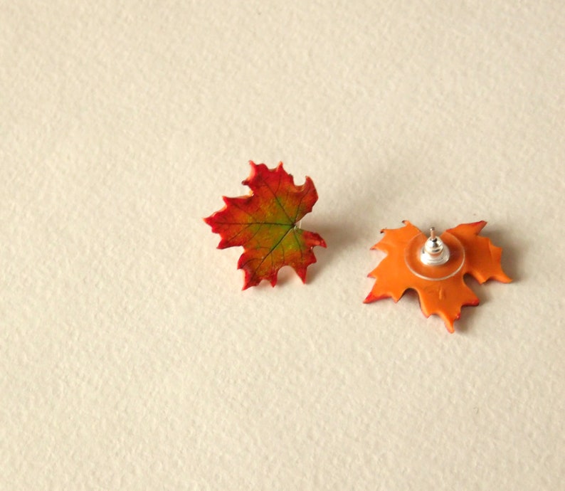 Maple leaf earrings silver stud Canada symbol maple leaf fall earrings leaf polymer clay jewelry gift for her maple leaf jewelry nature styl 画像 7