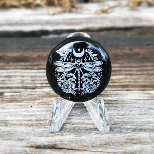 Dragonfly cabochon, onyx cabochon, dragonfly jewelry, dragonfly pendant, wire wrapping, engraved cabochon