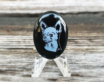 Onyx cabochon, engraved cabochon, cabochon for wire wrapping, chihuahua cabochon, chihuahua jewelry, dog jewelry, dog pendant