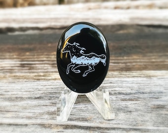 Onyx cabochon for jewelry and wire wrapping, engraved stone cabochon, celestial cabochon, horse jewelry pendant, gemstone