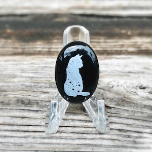 Onyx cabochon for jewelry and wire wrapping, cat cabochon, cat jewelry, cat pendant, engraved cabochon, engraved stones