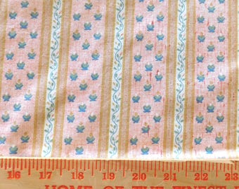 Destash- Over 1 yard of Vintage Teflon Coated Fabric With Flower Print (G-293)